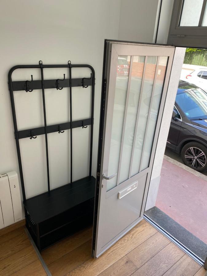 Le Roofound - Porte De Paris - Metro A 5Min - Entree Personnelle Charenton-le-Pont Eksteriør bilde